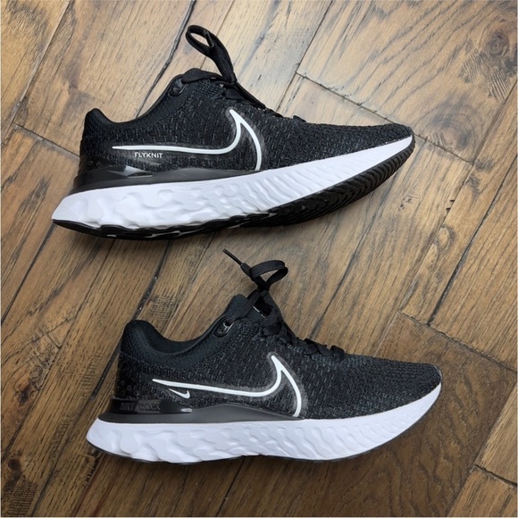Nike React Infinity Run Flyknit 3 Running Shoes - Picture 7 of 11